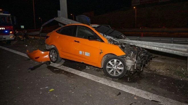 Bariyerler sonu oldu... Taksici hayatını kaybetti!