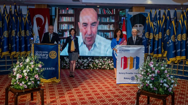 Başkan Soyer e Rotary Meslek Hizmet Ödülü