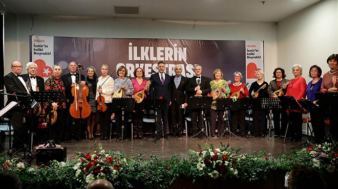 Bayraklı’nın ‘Mandolin Orkestrası’ büyüledi