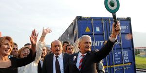 Bakan Yıldırım: “İzmirliler demiryolunu sevdi”