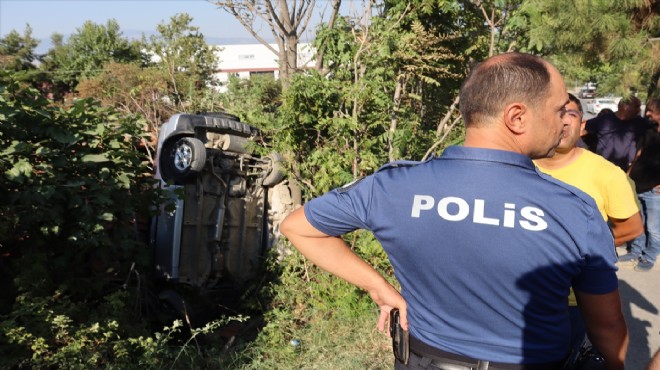 Binanın çatısına otomobil düştü!