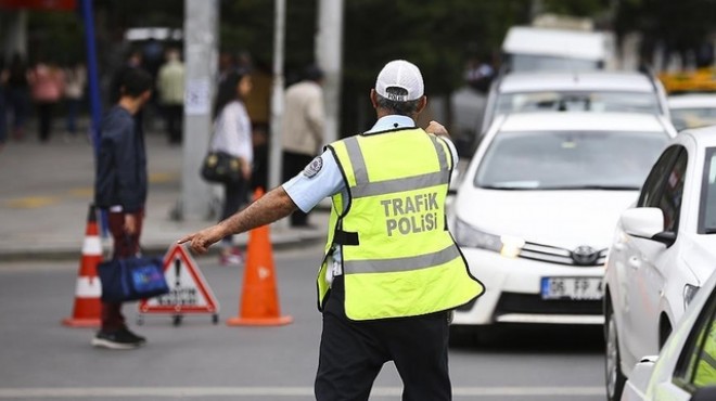 Bir haftada 448 bin sürücüye işlem yapıldı