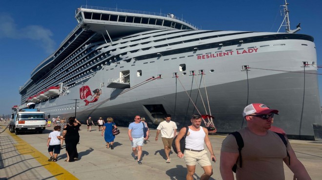 Bodrum a kruvaziyerden turist akını!