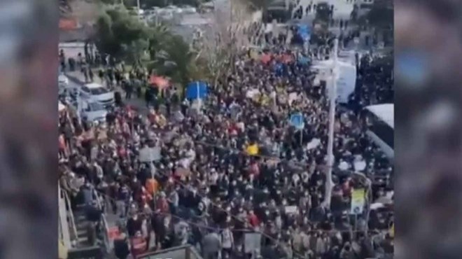 Boğaziçi nde  rektör  protestolarında 16 gözaltı!