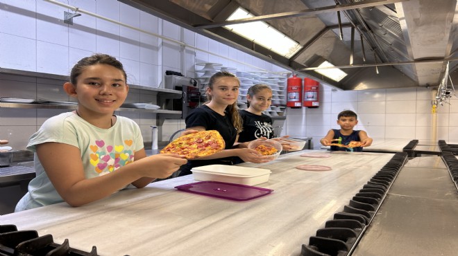 Bornova Belediyesi nden minik şeflere pizza atölyesi