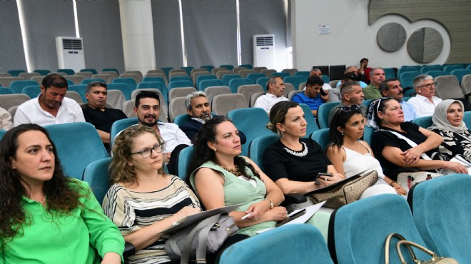 Bornova’dan muhtarlara özel seminer