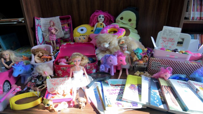 Bornova dan oyuncak ve kitap bağışı kampanyası!