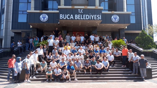 Buca’da pazarcı krizi sürüyor… Belediye önünde oturma eylemi!