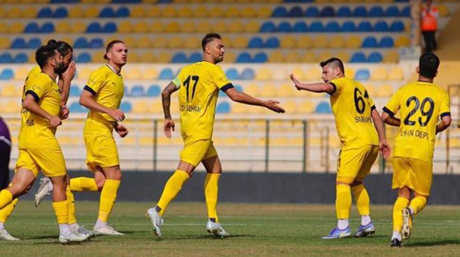 Bucaspor 1928 elini kolunu sallaya sallaya!