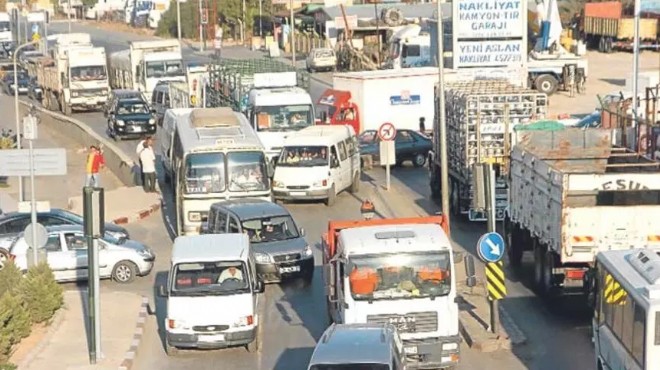 Büyükşehir askıya çıkardı… Işıkkent’in trafiğine neşter!