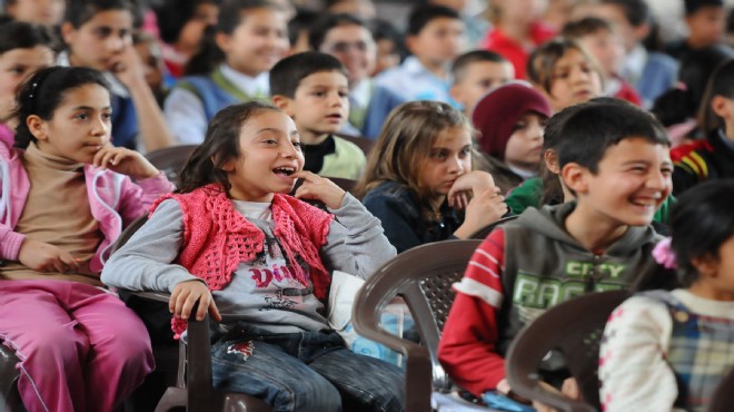 Büyükşehir den çocuklara tatil hediyesi