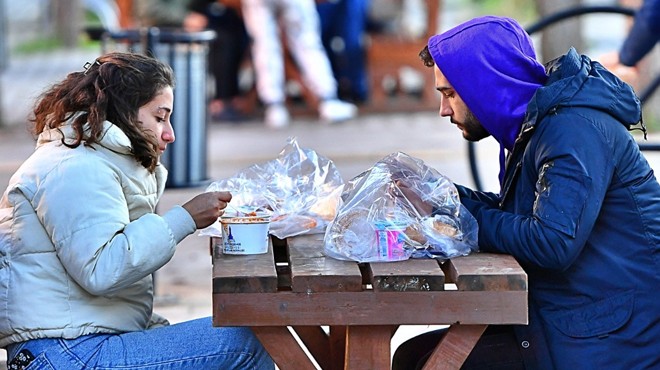 Büyükşehir den öğrencilere destek