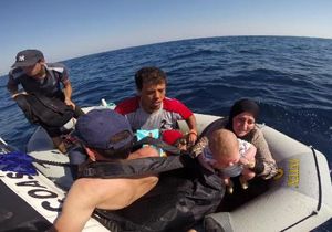 Yunan Sahil Güvenliğinden insanlık dışı hareket!