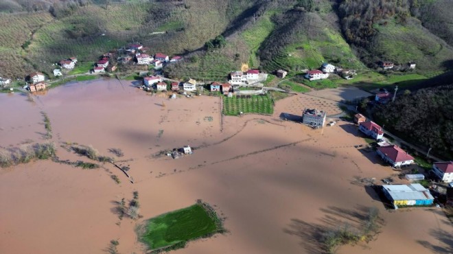 Çanakkale de tarlalar su altında kaldı!