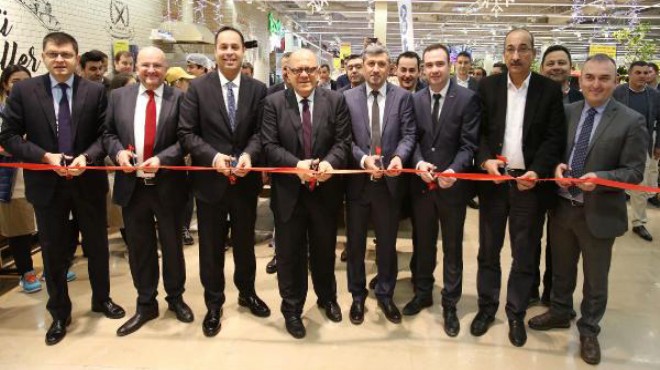 CarrefourSA’dan, Balçova’ya 7,5 milyon liralık yatırım