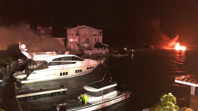 Çeşme de kabus dolu gece... Patlamalar oldu, marinada yatlar yandı!