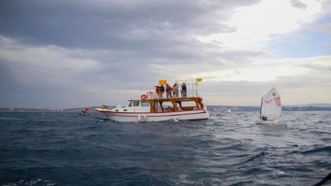 Çeşme de TYF Kamil Yıldırım Optimist Trofesi Yelken Yarışları başladı