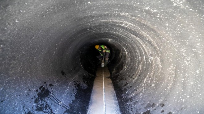 Çeşme nin su sorunu çözülüyor... 17,5 km lik hatta sona doğru!