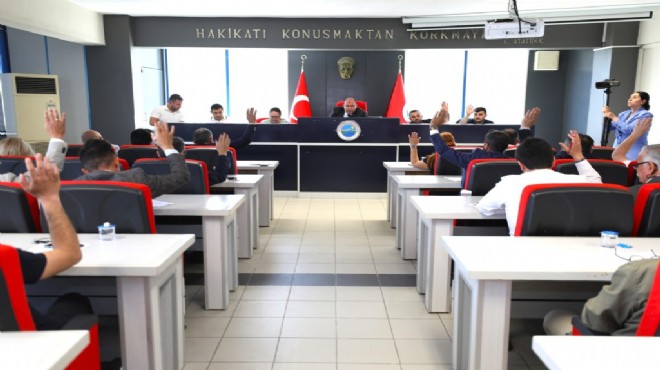 CHP de Menderes krizi: 6 meclis üyesine disiplin yolu!