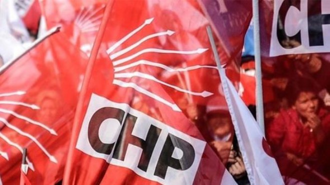 CHP İzmir de ilçe başkanı adaylıktan çekildi