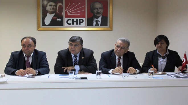 CHP İzmir’de referandum zirvesi: Hangi kararlar alındı… Kim/ne mesaj verdi?