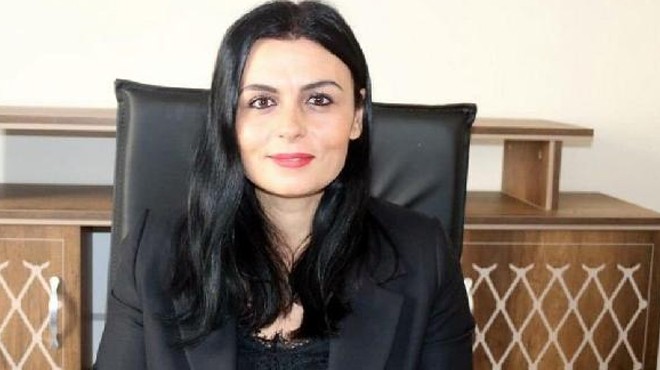 CHP li Kadın Kolları Başkanı görevden alındı