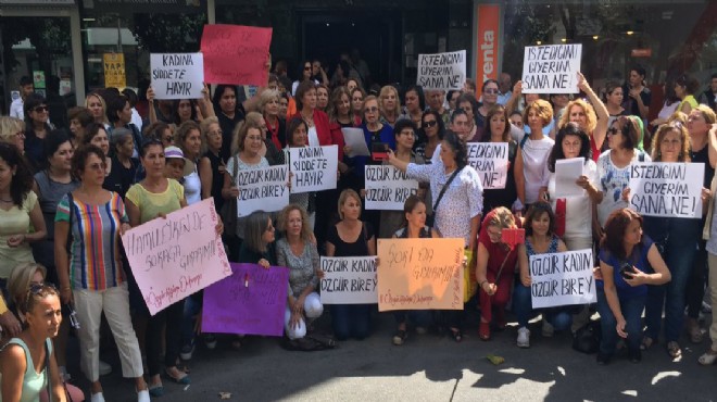 CHP’li Kadınlardan şiddete mağduru kadınlara destek eylemi: İstediğimi giyerim sana ne!