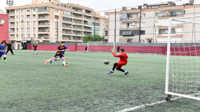 Çiğli de 19 Mayıs özel turnuvası başladı