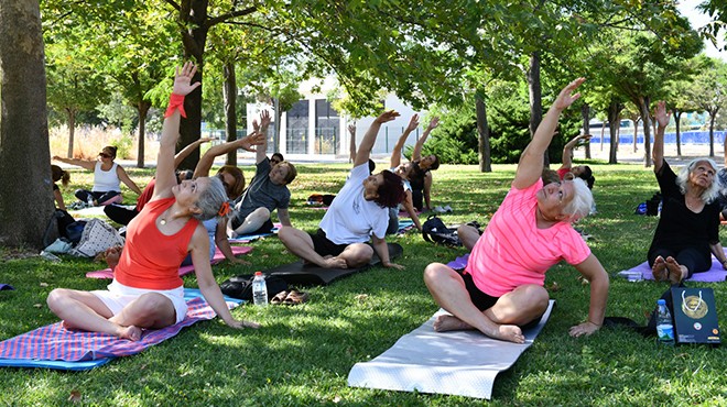 Çiğli de Açık Hava Yoga Buluşmaları