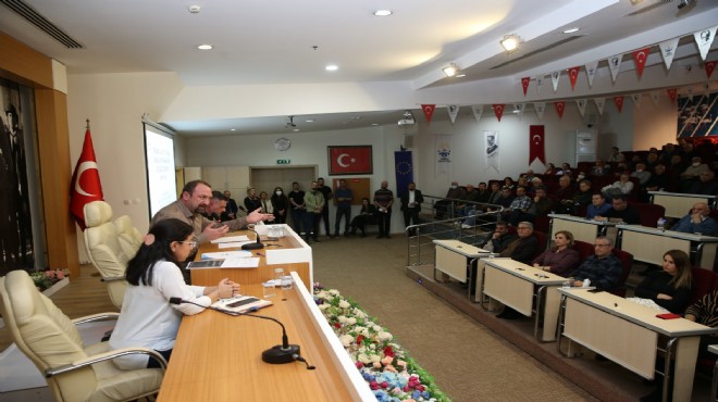 Çiğli de deprem buluşması... Başkan Gümrükçü den  tedbir  çağrısı!