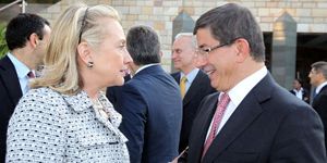 Clinton: Ruhban okulu açılsın