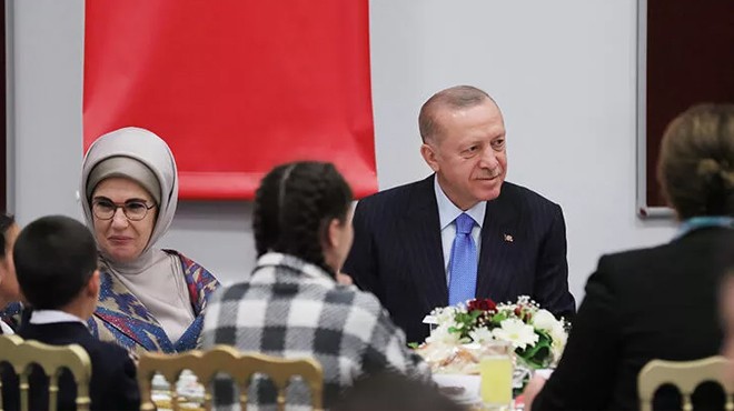 Cumhurbaşkanı Erdoğan, çocuklarla iftar yaptı
