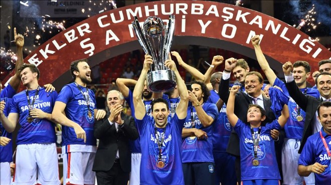 Cumhurbaşkanlığı Kupası nın sahibi Anadolu Efes