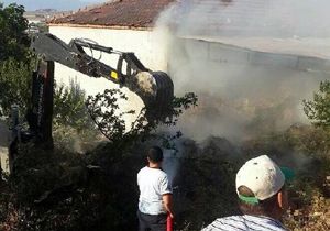 İzmir’deki çiftlikte yangın paniği: 4 yaralı 
