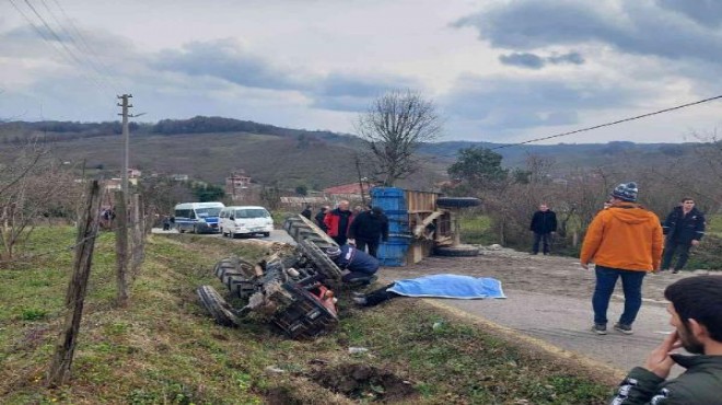 Devrilen traktörün sürücüsü hayatını kaybetti