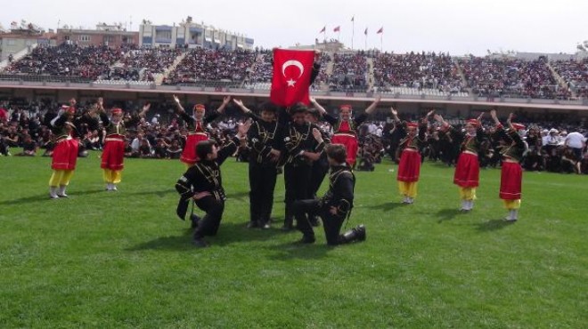 Ege’nin dört bir yanında 23 Nisan şöleni!