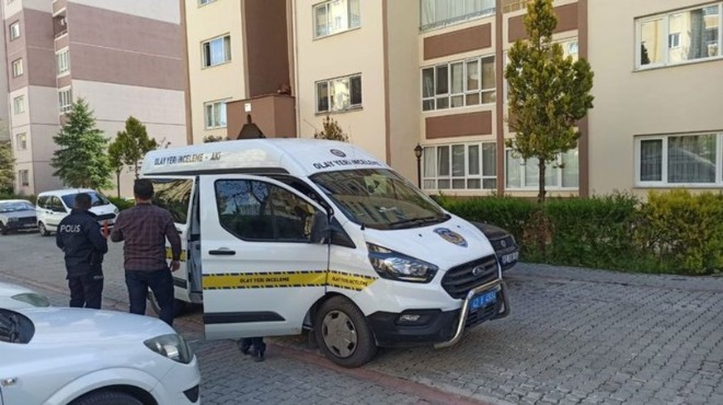 Emekli polis eşi ve çocuklarına kurşun yağdırdı