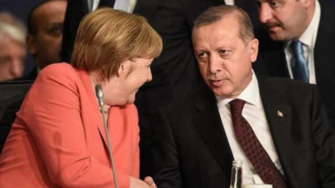 Erdoğan: Almanya intihar ediyor!