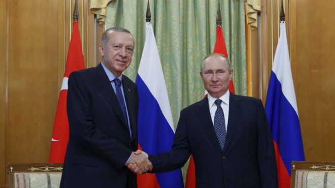 Erdoğan ve Putin telefonla görüştü