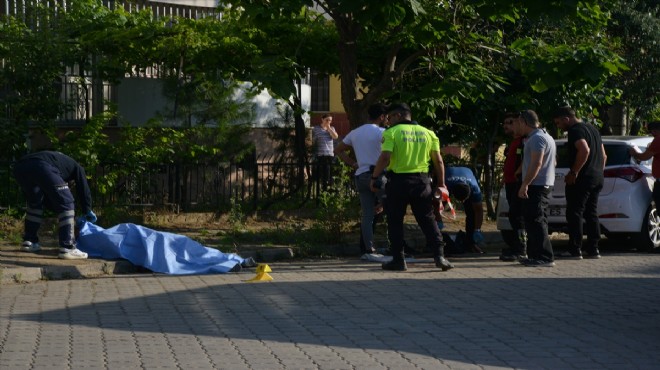 Eski eşine kurşun yağdırdı... Sokak ortasında cinayet!