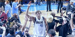 Nowitzki biraz abarttı: 48 sayı