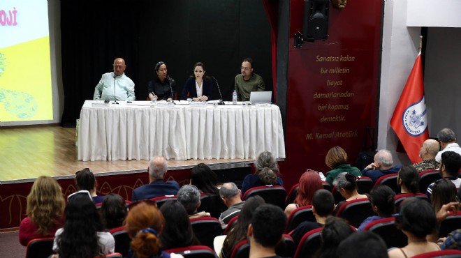 Felsefe Günleri’ne İzmirlilerden yoğun ilgi