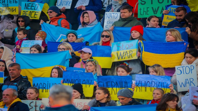 Fethiye deki Ukraynalılar, Rusya yı protesto etti