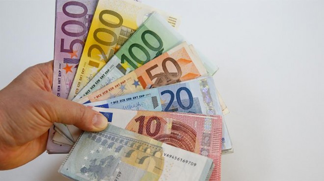 FETÖ Avrupa da  kurban parası  topluyor!