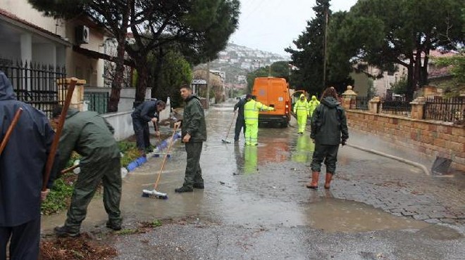 Foça da fırtına kabusu!