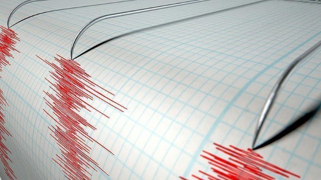 Flaş! Ege Denizi nde 1 dakika arayla 2 deprem