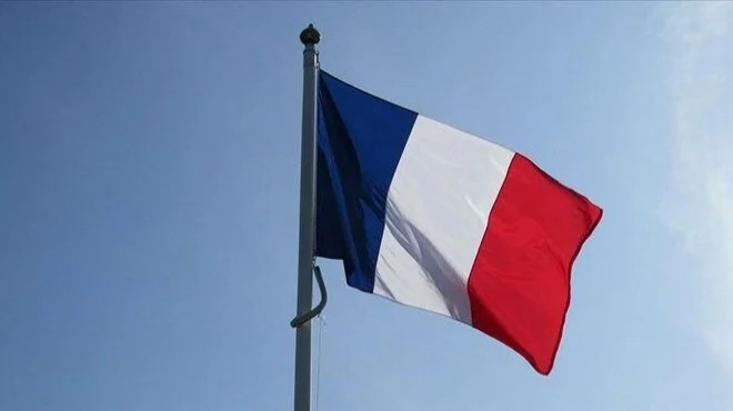 Fransa da tartışmalı göçmen yasası kabul edildi