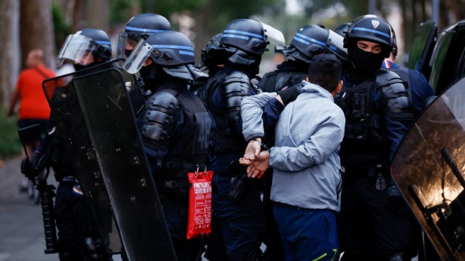 Fransa daki olaylarda bin kişi gözaltına alındı