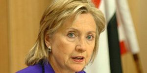 Clinton: Kaddafi nin günleri sayılı