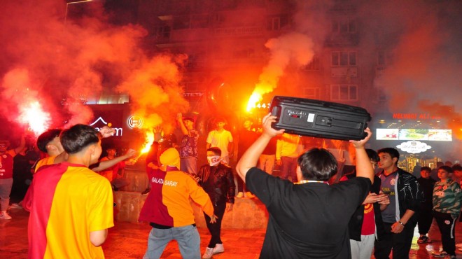 Galatasaray’ın şampiyonluğu Manisa’da kutlandı
